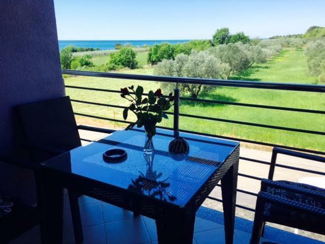 Apartment Mirella Umag Exterior photo